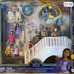 Disney Wish  see description